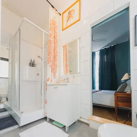 Les Fougeres #maisonsavaron アパート *