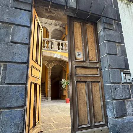 アパート Les Fougeres #maisonsavaron *