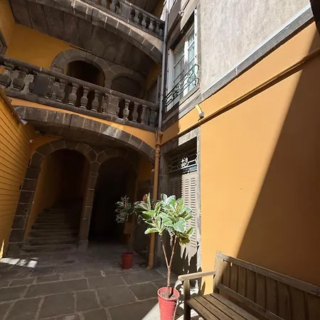 Les Fougeres #maisonsavaron クレルモン・フェラン